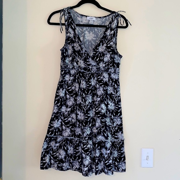 LOFT Dresses & Skirts - LOFT Dress